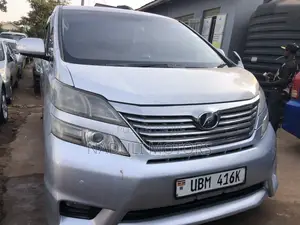 Toyota Vellfire 2016