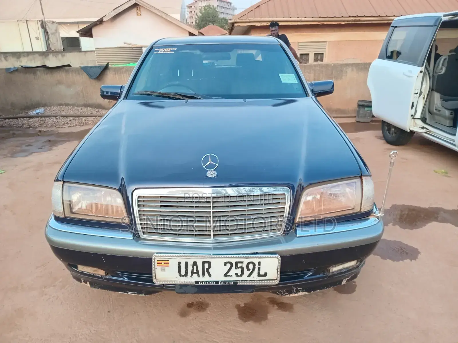 Mercedes-Benz C240 2002 Blue