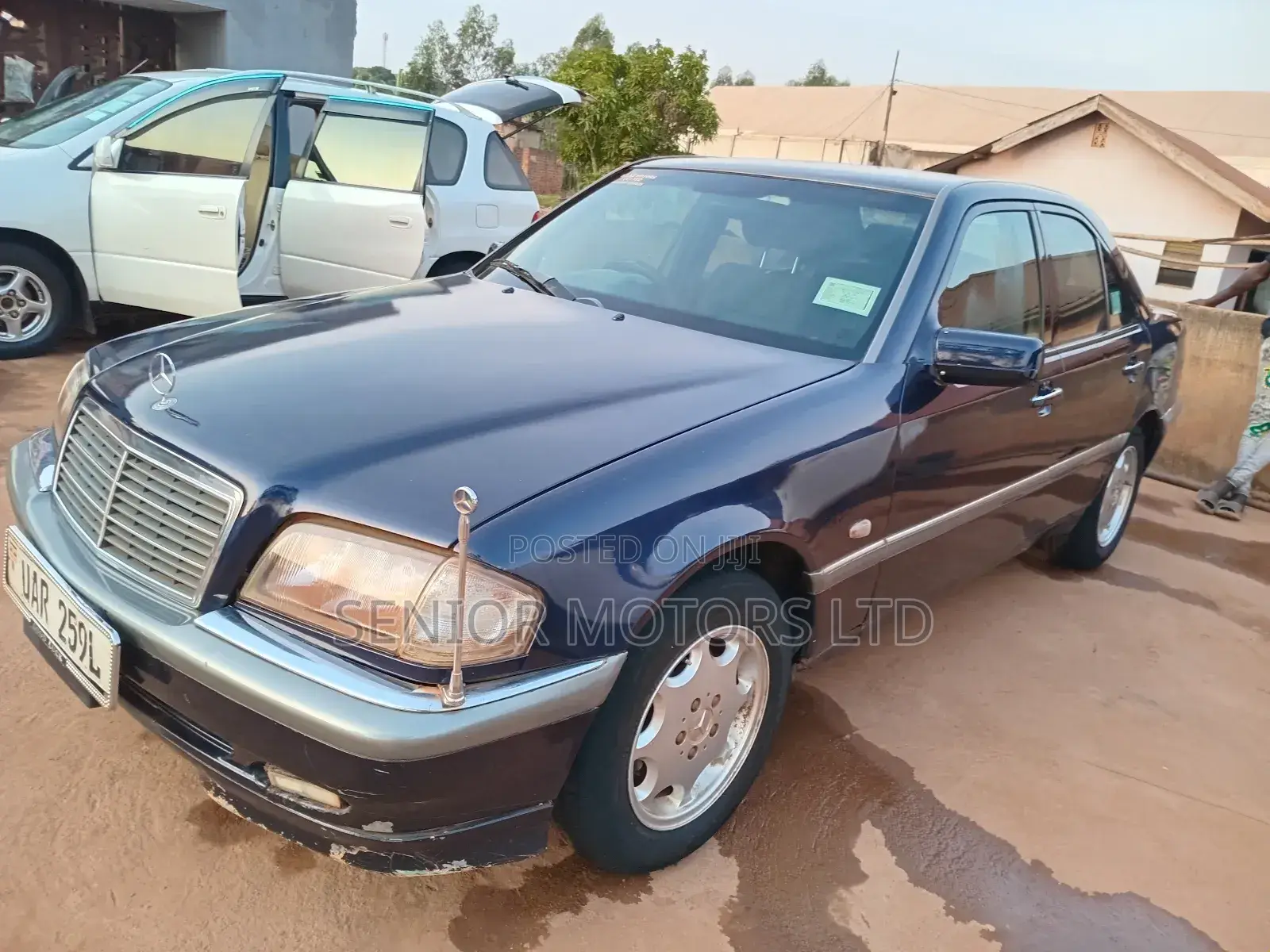 Mercedes-Benz C240 2002 Blue