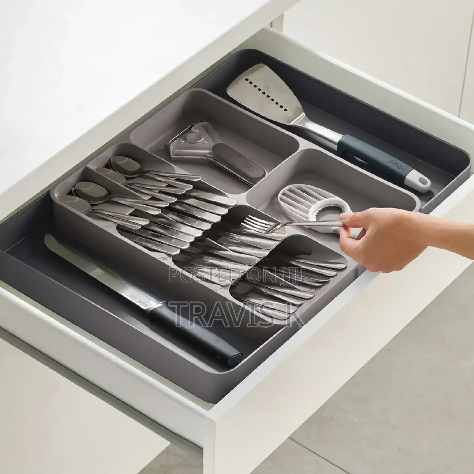 Expandable Cutlery Tray/ Organizer