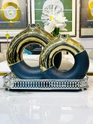Big Gold Donut Shaped Vase Statues