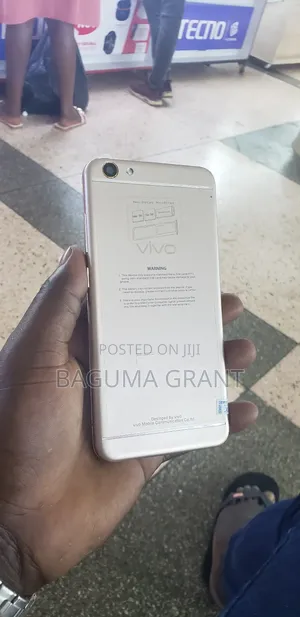 New Vivo Y66i 32 GB White