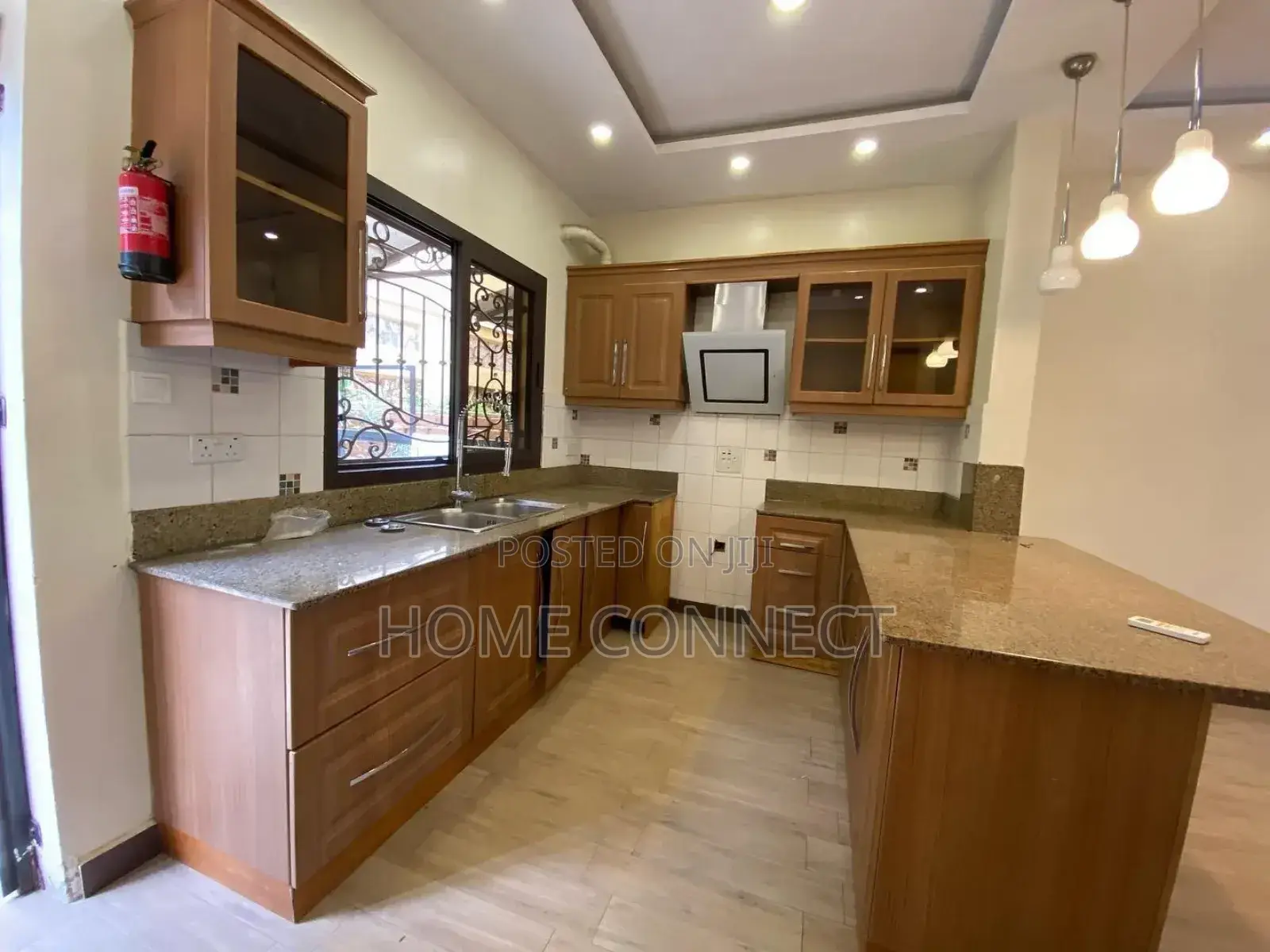 4bdrm Duplex in Kyanja, Central Division for rent