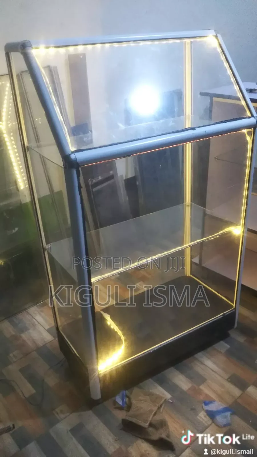 Showcase Display