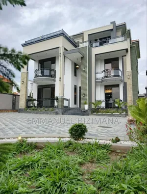 7bdrm Block of Flats in Wemac Properties, Kawempe for sale
