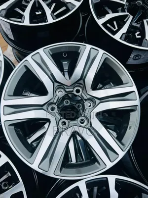 Rims Size 17 for Land Cruiser Double Cabin.