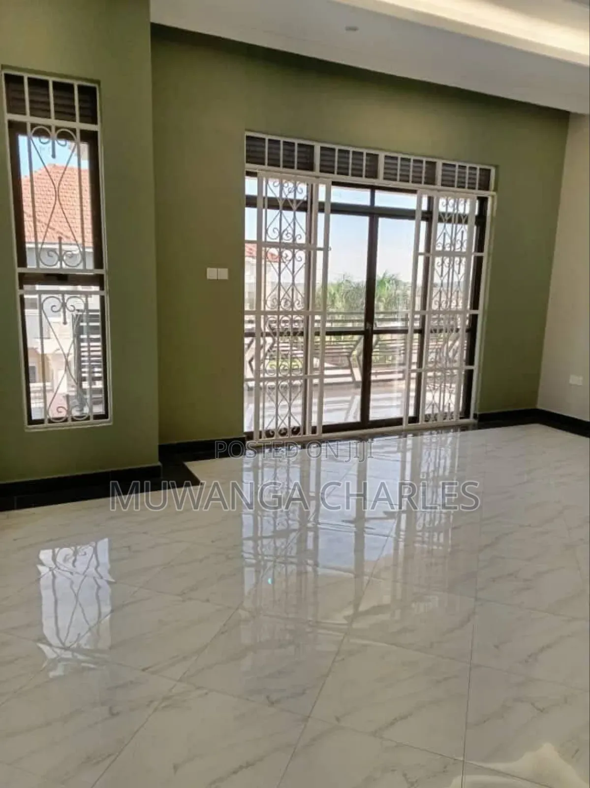 5bdrm Duplex in Fs Properties Ltd, Division A for sale