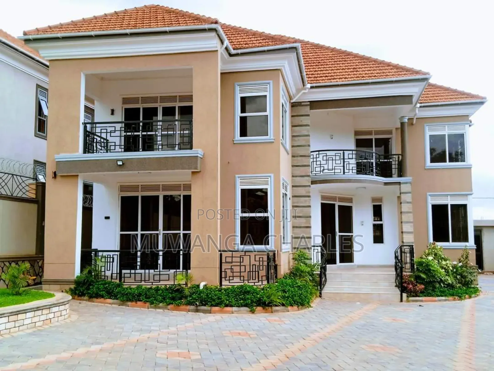 6bdrm Duplex in Fs Properties Ltd, Kira for sale