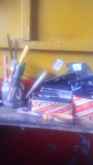 Phone Repairer at Your Home