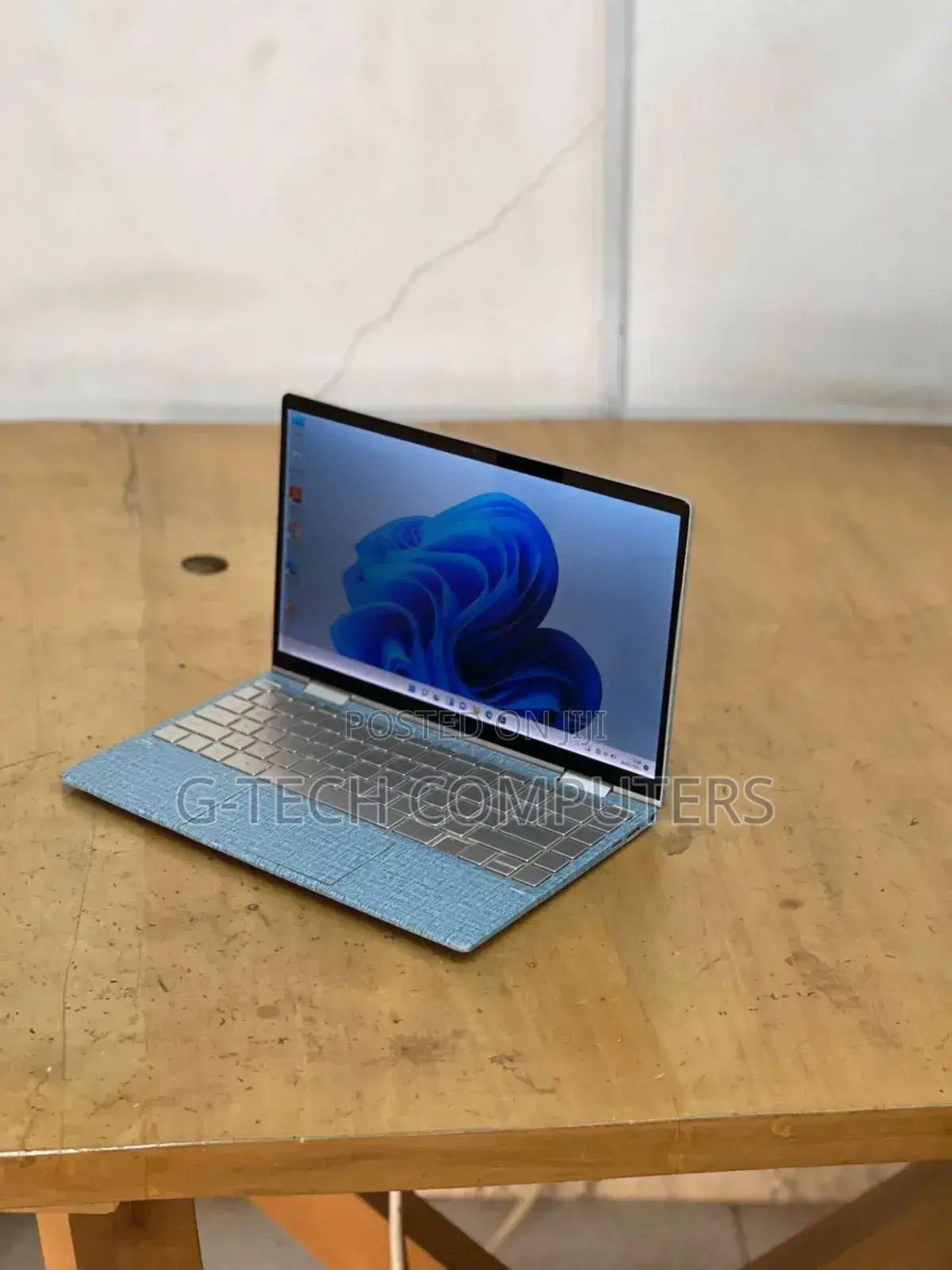 New Laptop HP Envy X360 13z 8GB Intel Core I7 SSD 512GB