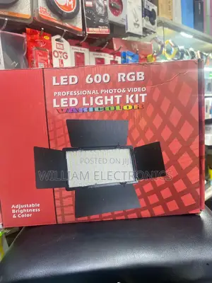 Professional Led 600 Rgb Varicolor Light Kit