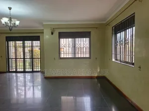 4bdrm Bungalow in Fs Properties Ltd, Makindye for rent