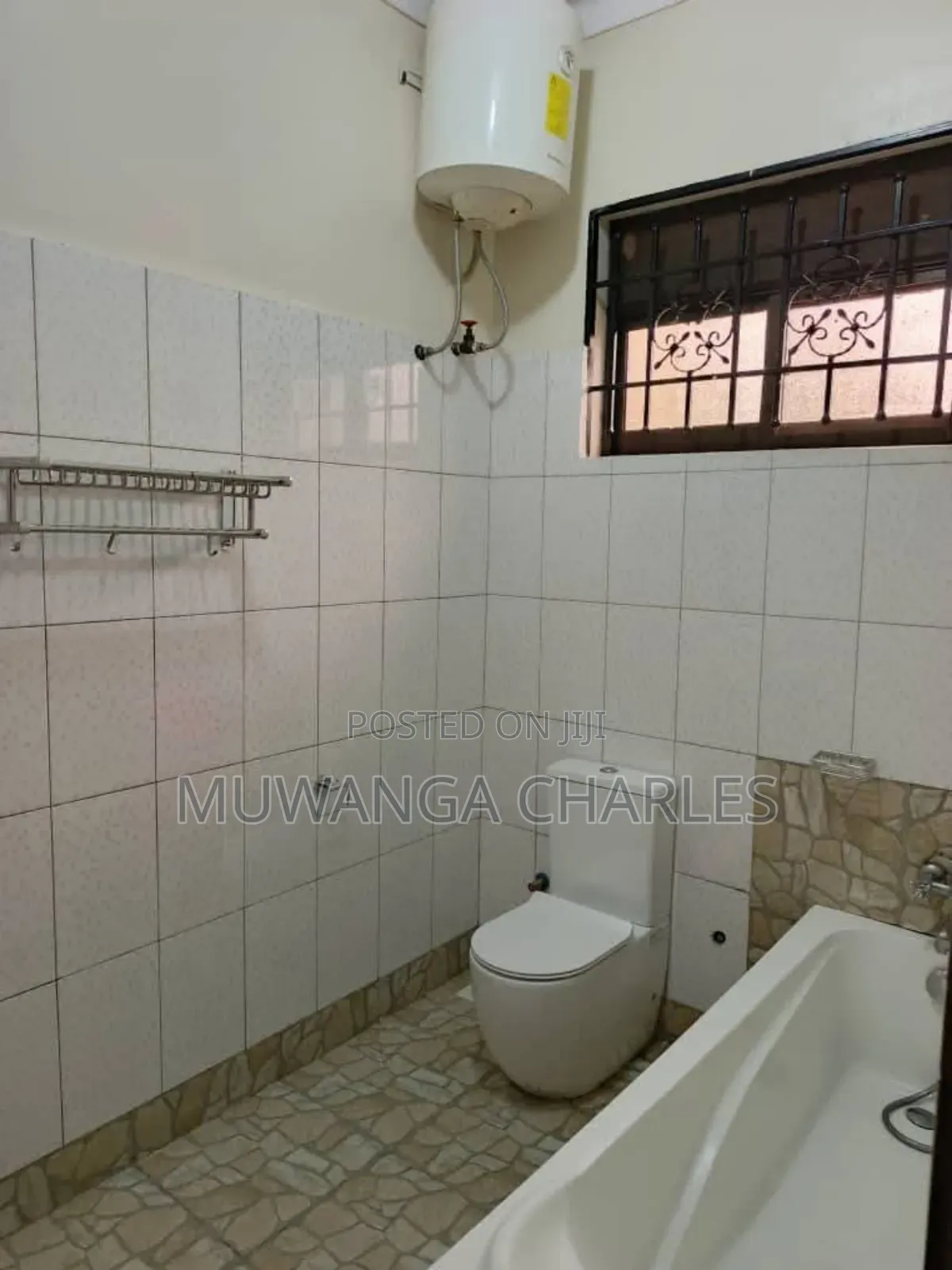 4bdrm Bungalow in Fs Properties Ltd, Makindye for rent
