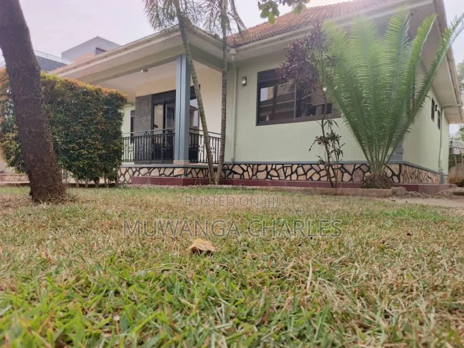 4bdrm Bungalow in Fs Properties Ltd, Makindye for rent