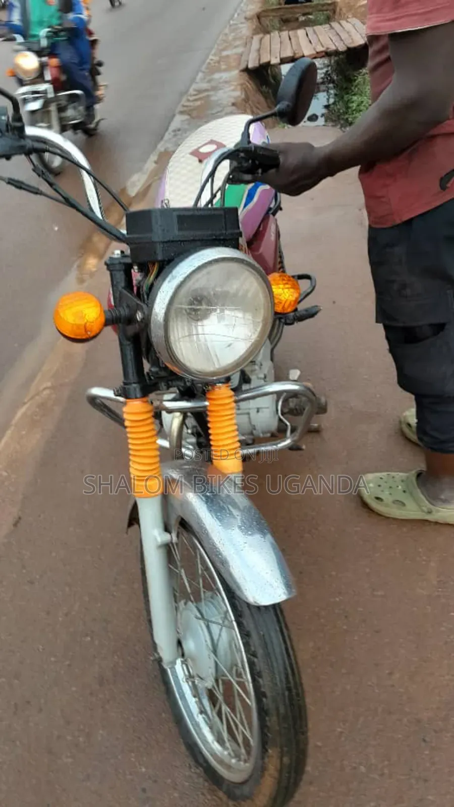 Bajaj Boxer 100 2016 Red