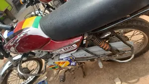 Bajaj Boxer 2015 Red