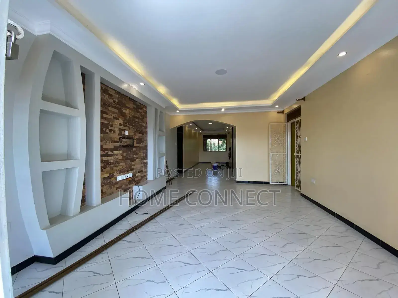 2bdrm Apartment in Bukoto, Central Division for rent
