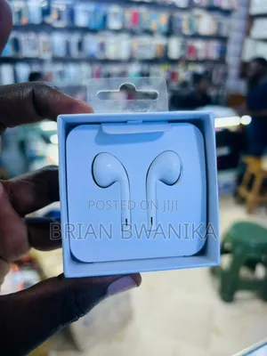 Apple Earpods/ Earphones (Original)