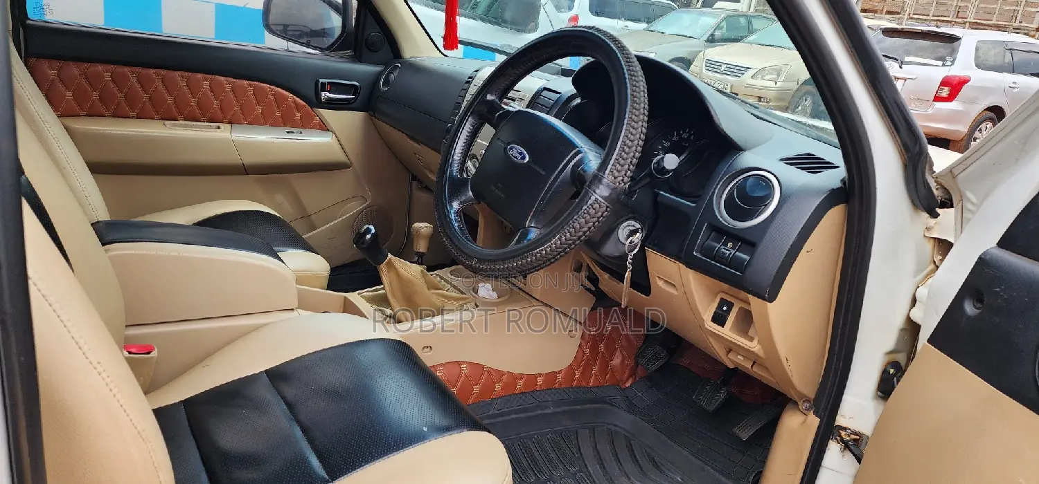 Ford Everest 2010 White