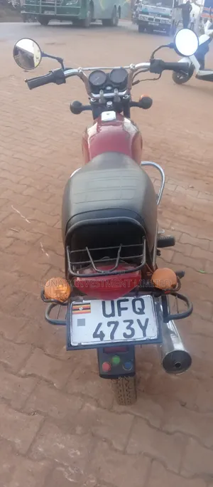 Bajaj Boxer 100 2024 Red