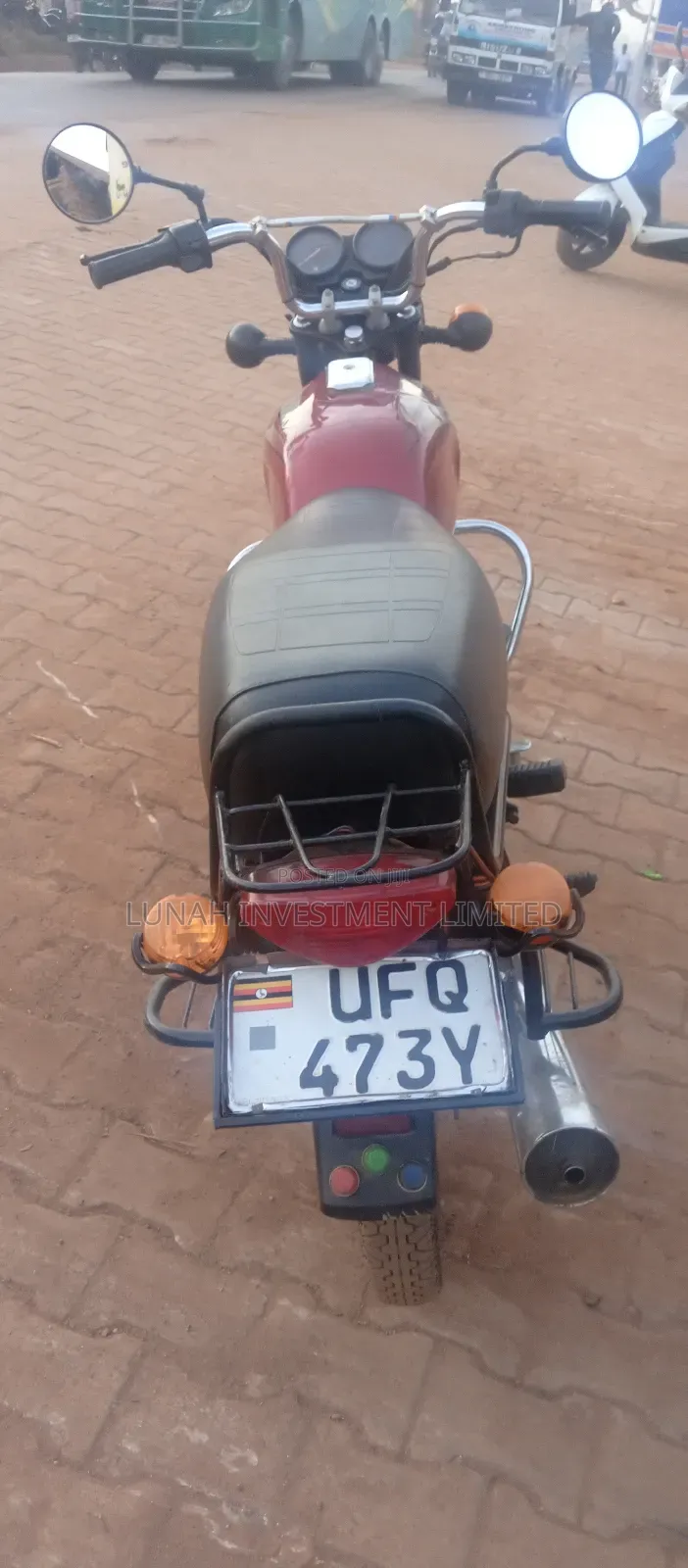 Bajaj Boxer 100 2024 Red