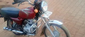 Bajaj Boxer 100 2024 Red