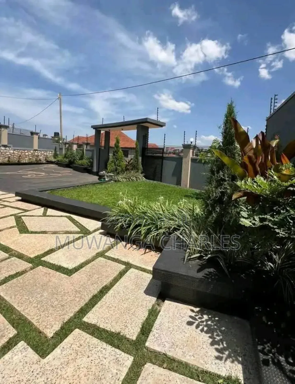 6bdrm Duplex in Fs Properties Ltd, Kawempe for sale