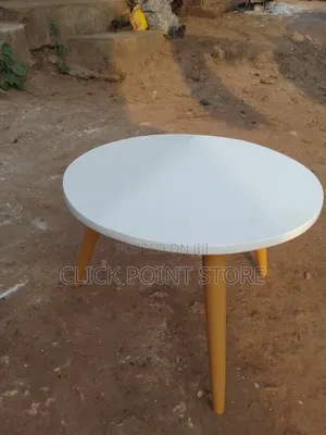 Round Center Table/ Single Coffee Table
