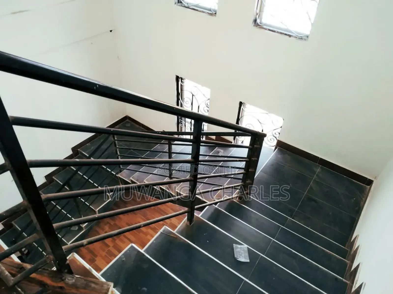 5bdrm Duplex in Fs Properties Ltd, Kira for sale