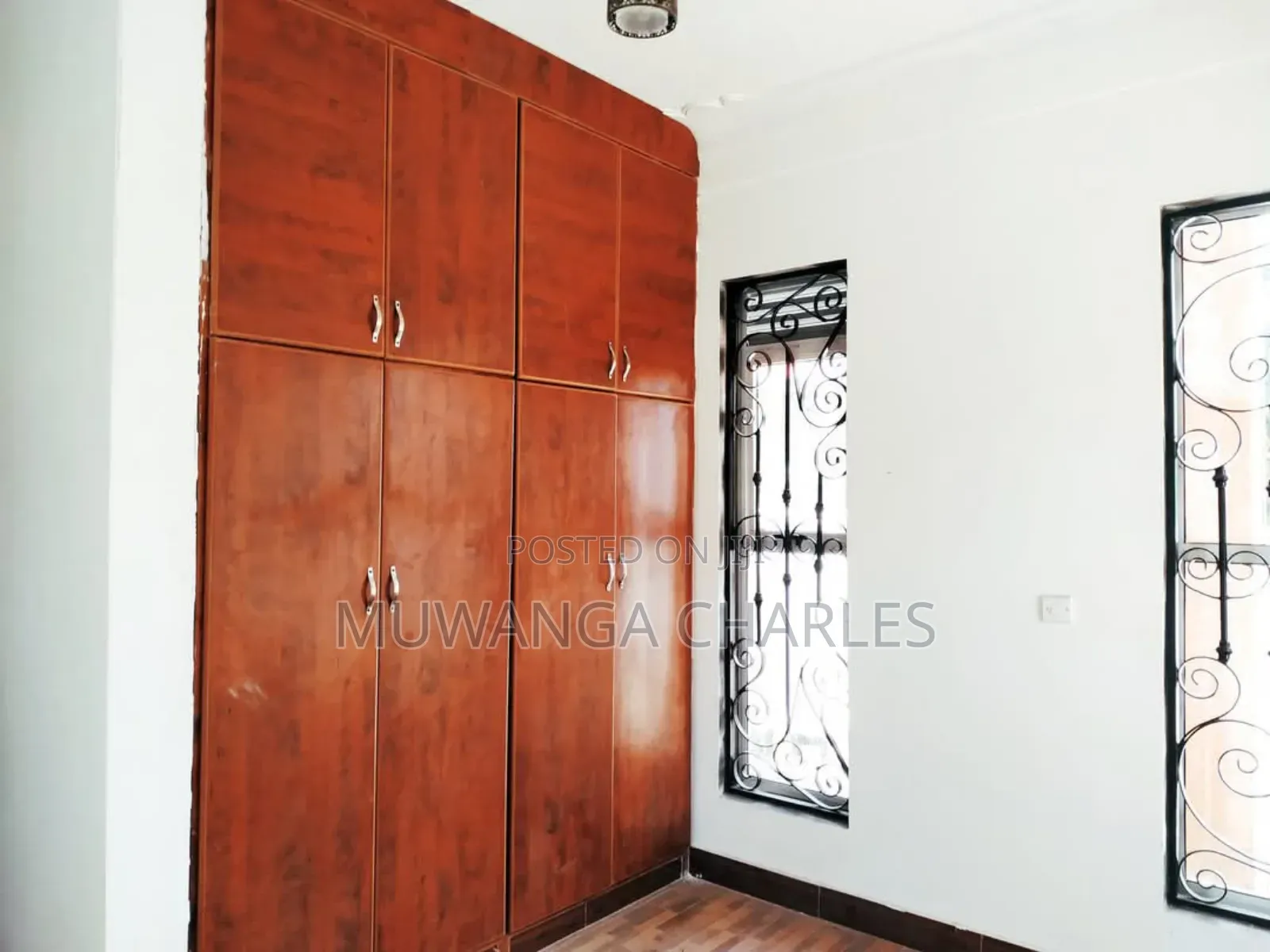 5bdrm Duplex in Fs Properties Ltd, Kira for sale
