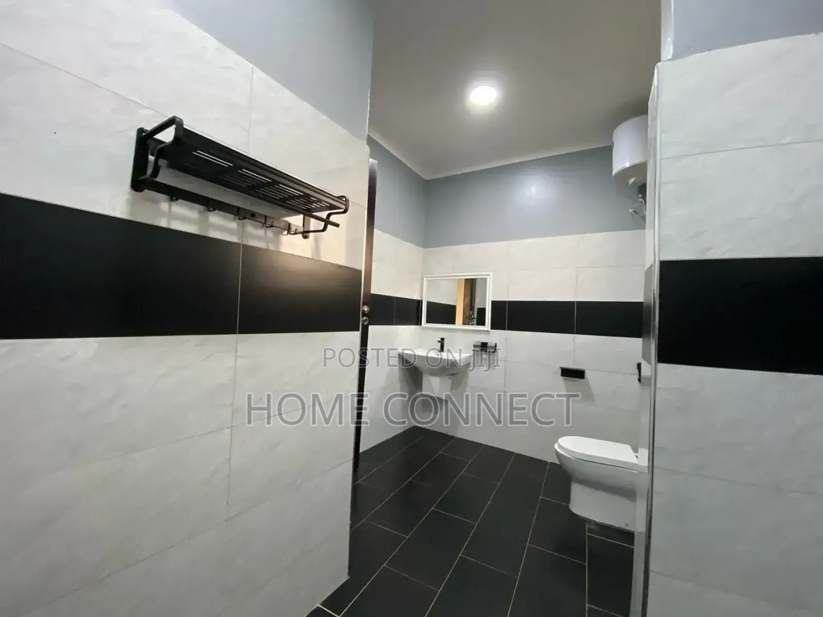 2bdrm Apartment in Kisaay, Central Division for rent