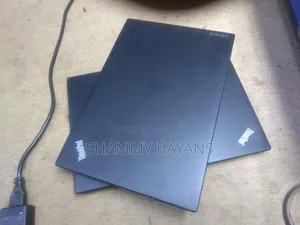Laptop Lenovo ThinkPad X270 8GB Intel Core i7 SSD 256GB