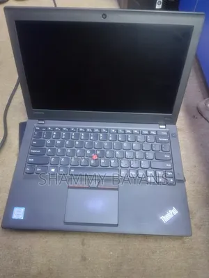 Laptop Lenovo ThinkPad X270 8GB Intel Core i7 SSD 256GB