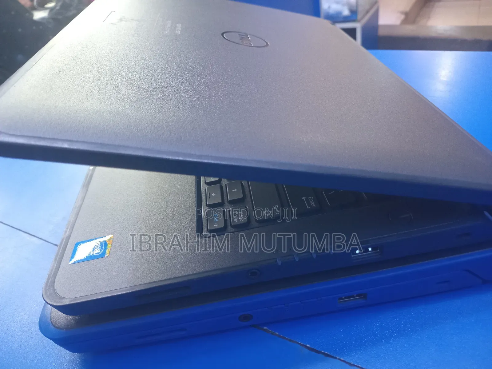 Laptop Dell Latitude 3350 4GB Intel Core I5 HDD 500GB