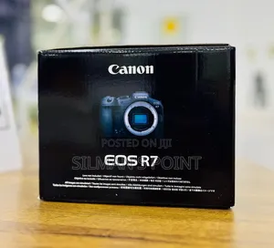 The Canon R7 Mirrorless Body