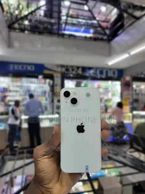 New Apple iPhone 13 128 GB White
