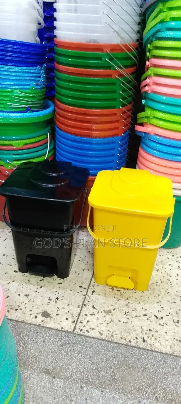 Yellow and Black Plastic Dust Bin
