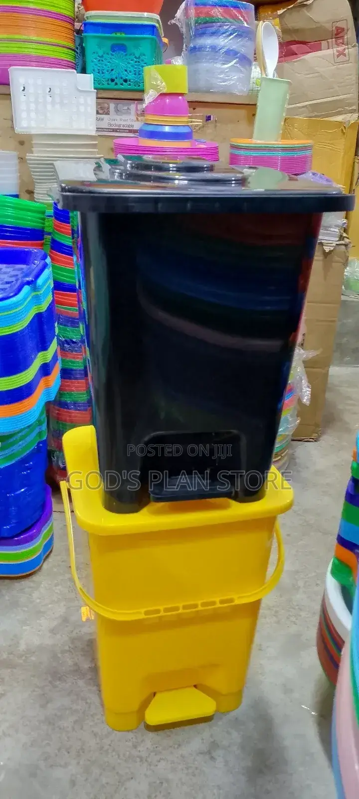 Office Step on Dust Bin