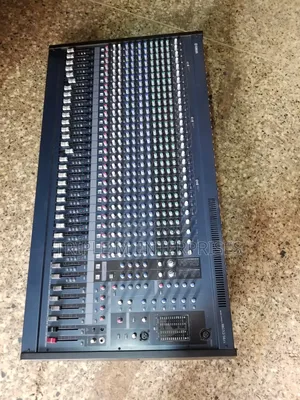 Mixer Yamaha Mg 32 Channels