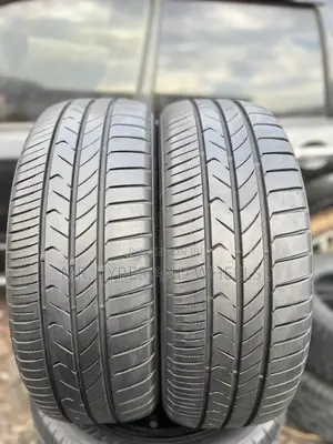 It's215 60 R16 in the Type of Toyo Standard Type N Original