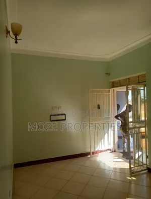 1bdrm Bungalow in Mutungo, Central Division for rent