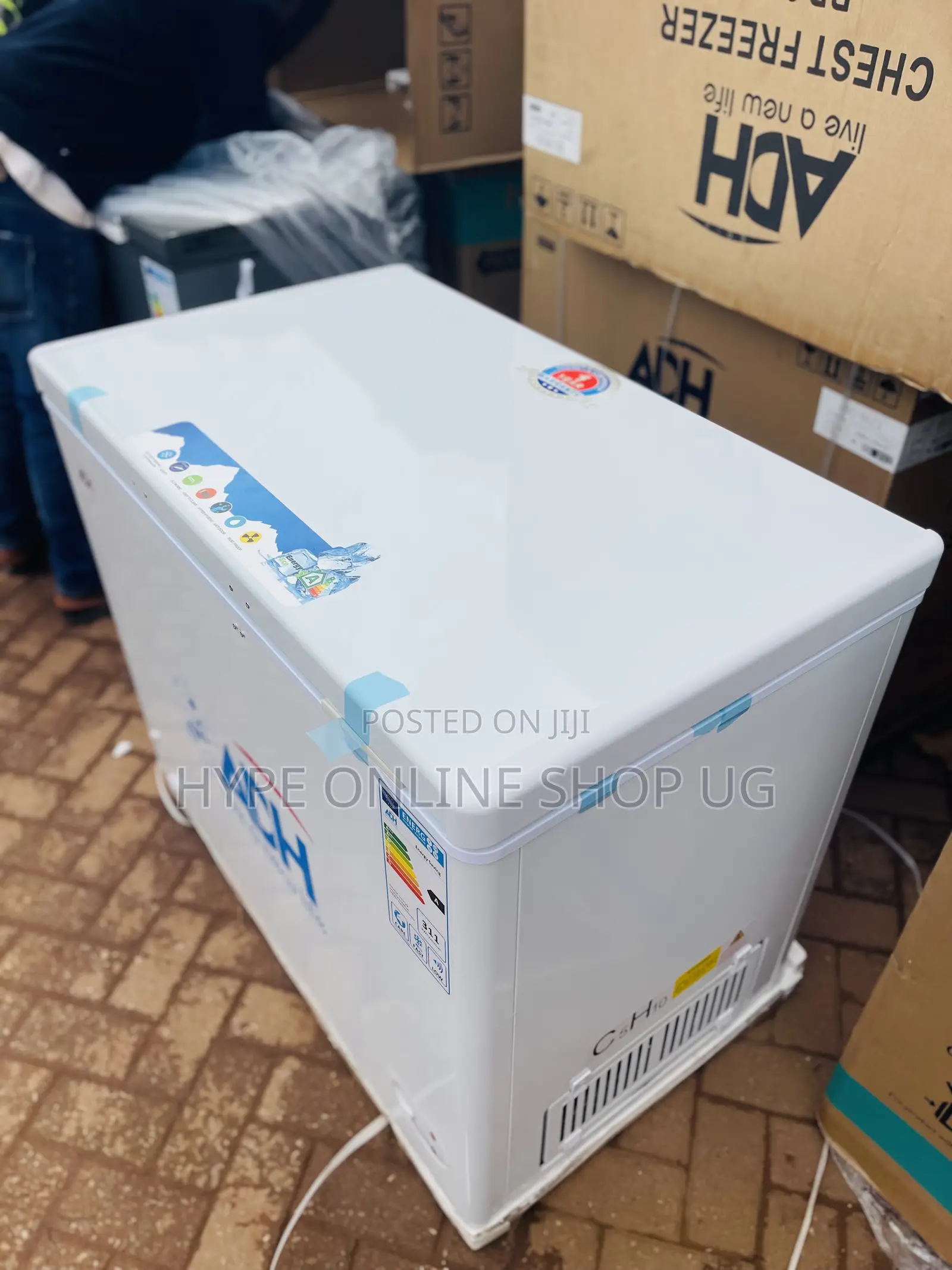 Adh 400l Chest Deep Freezer
