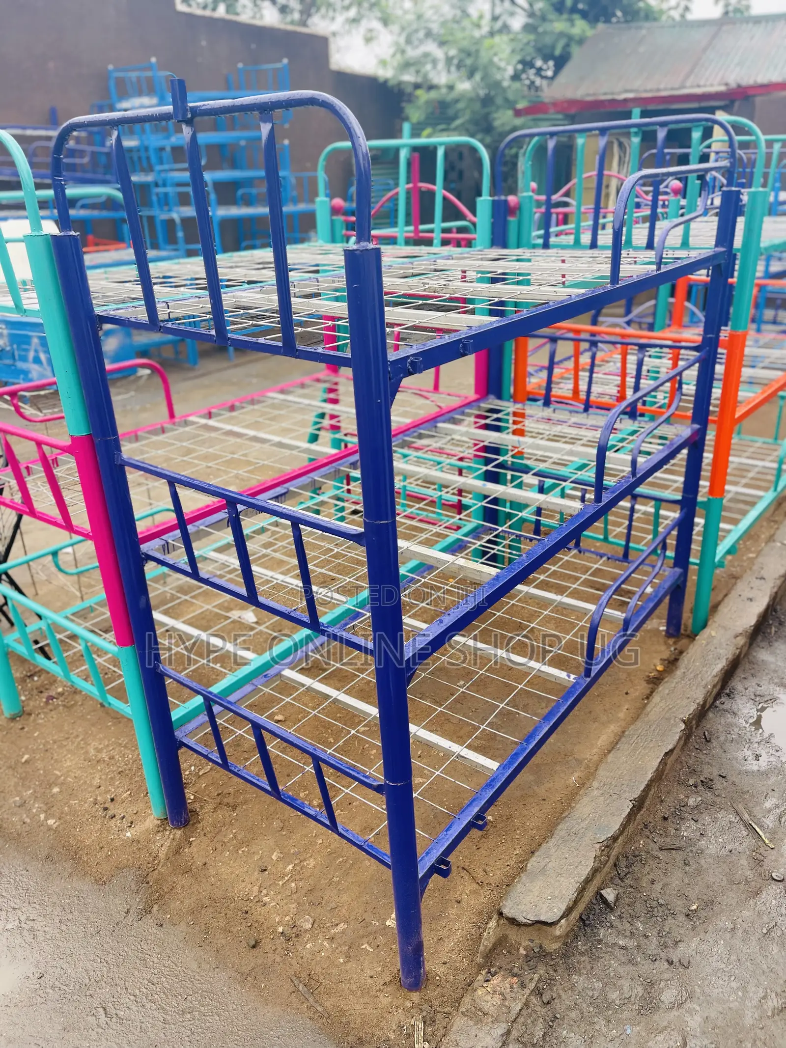 Standard Decker Bed With Ladder and Net Holder