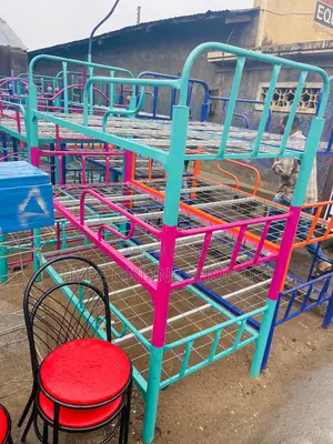 Kings Standard Decker Bed With Holders