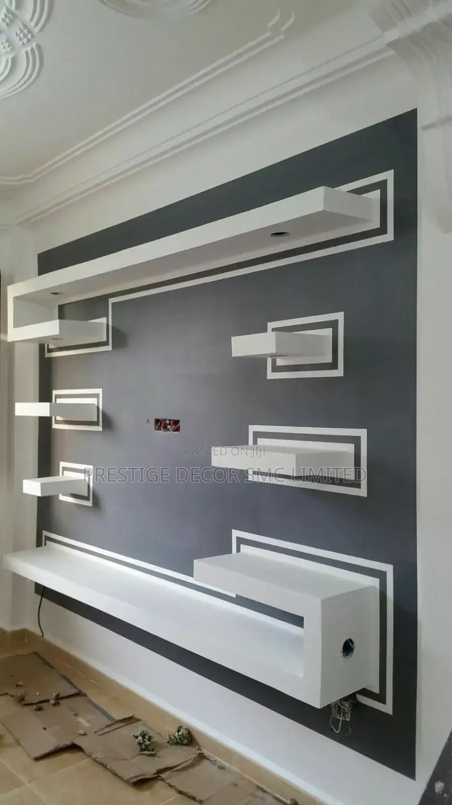 Gypsum Black Goldbtv Units