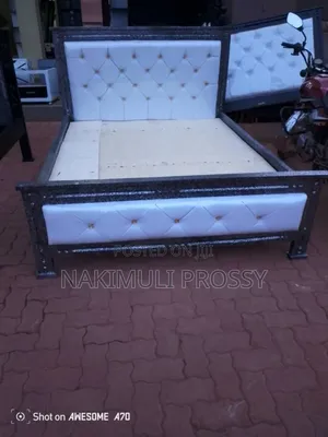 White Silver Frame Gold Buttoned 5by6 Bed
