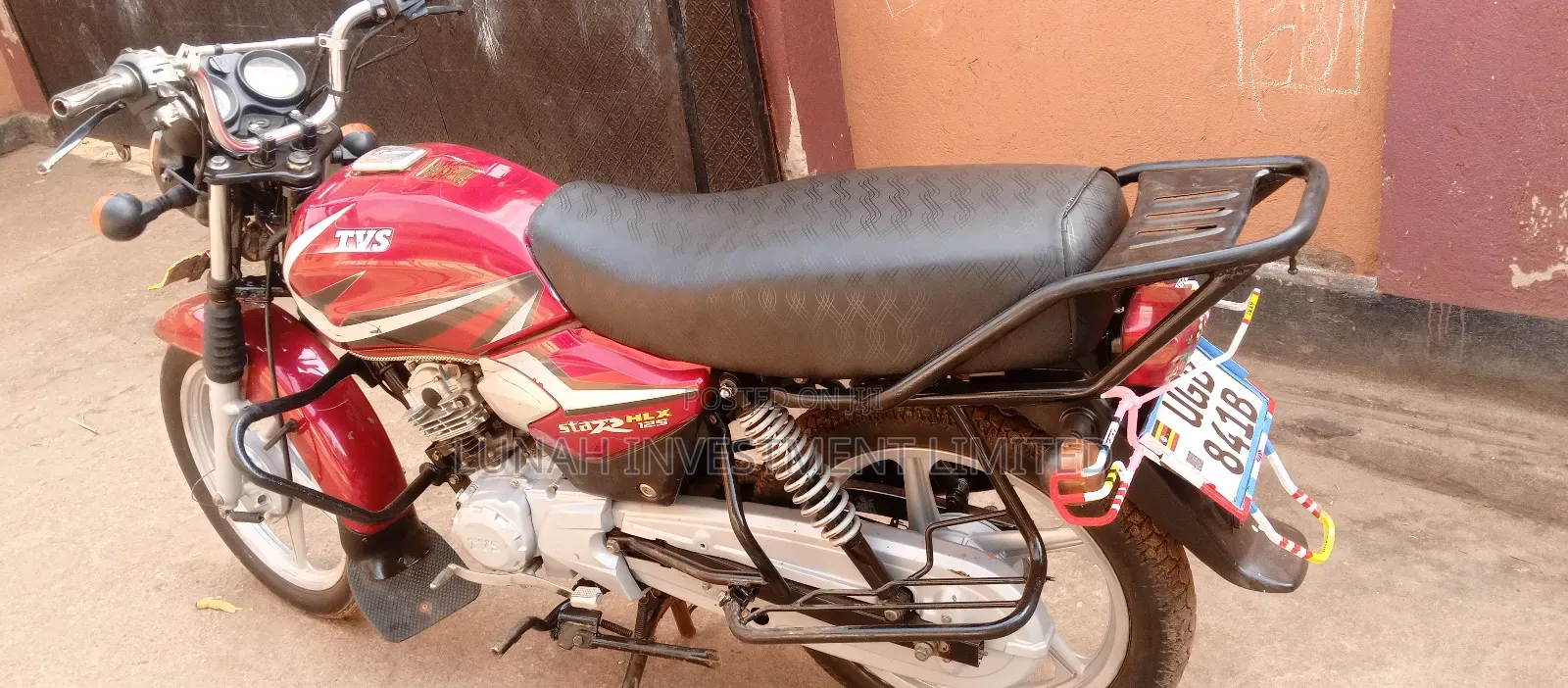 TVS HLX 125 2024 Red