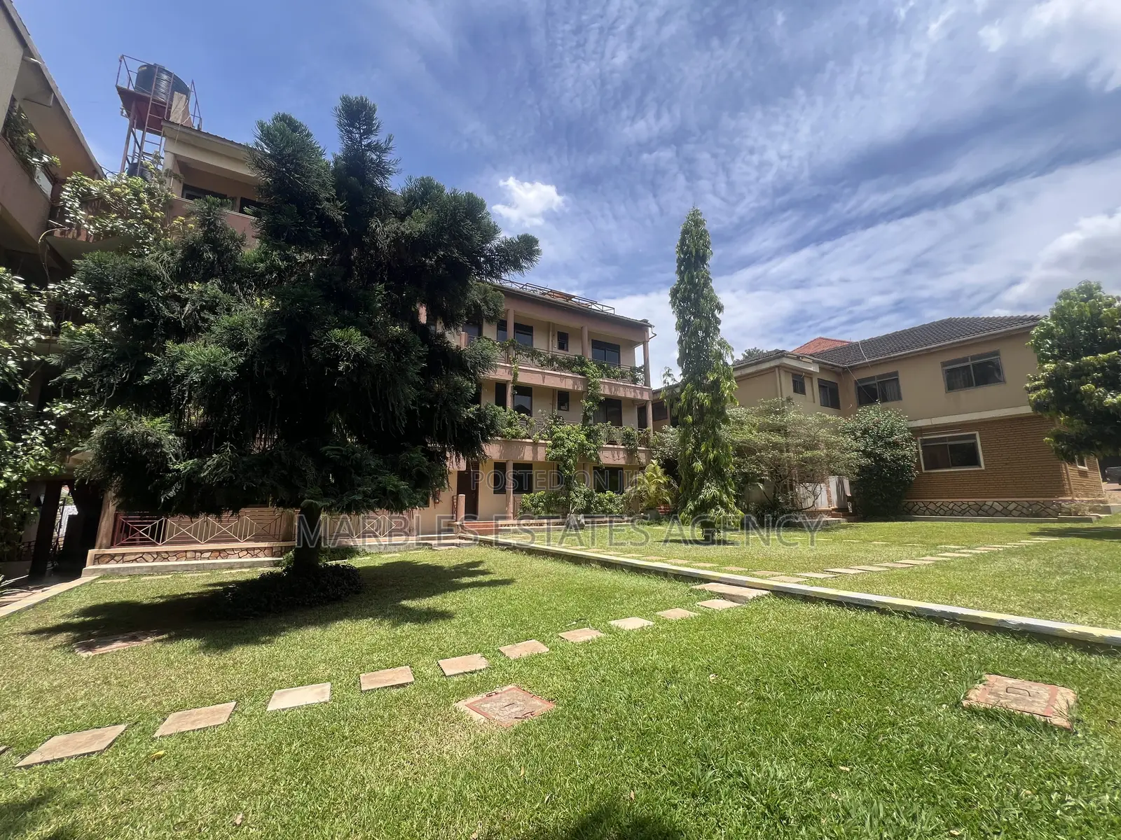 Furnished 2bdrm Apartment in Bugolobi, Central Division for rent