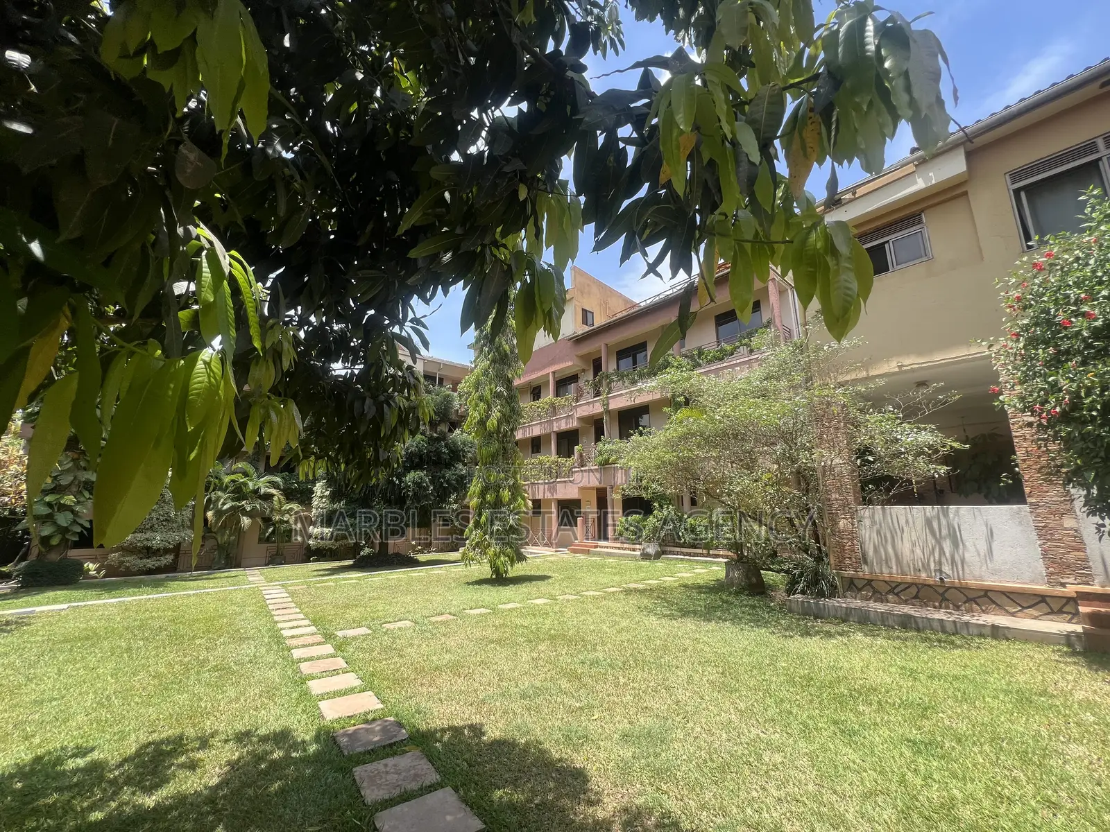 Furnished 2bdrm Apartment in Bugolobi, Central Division for rent