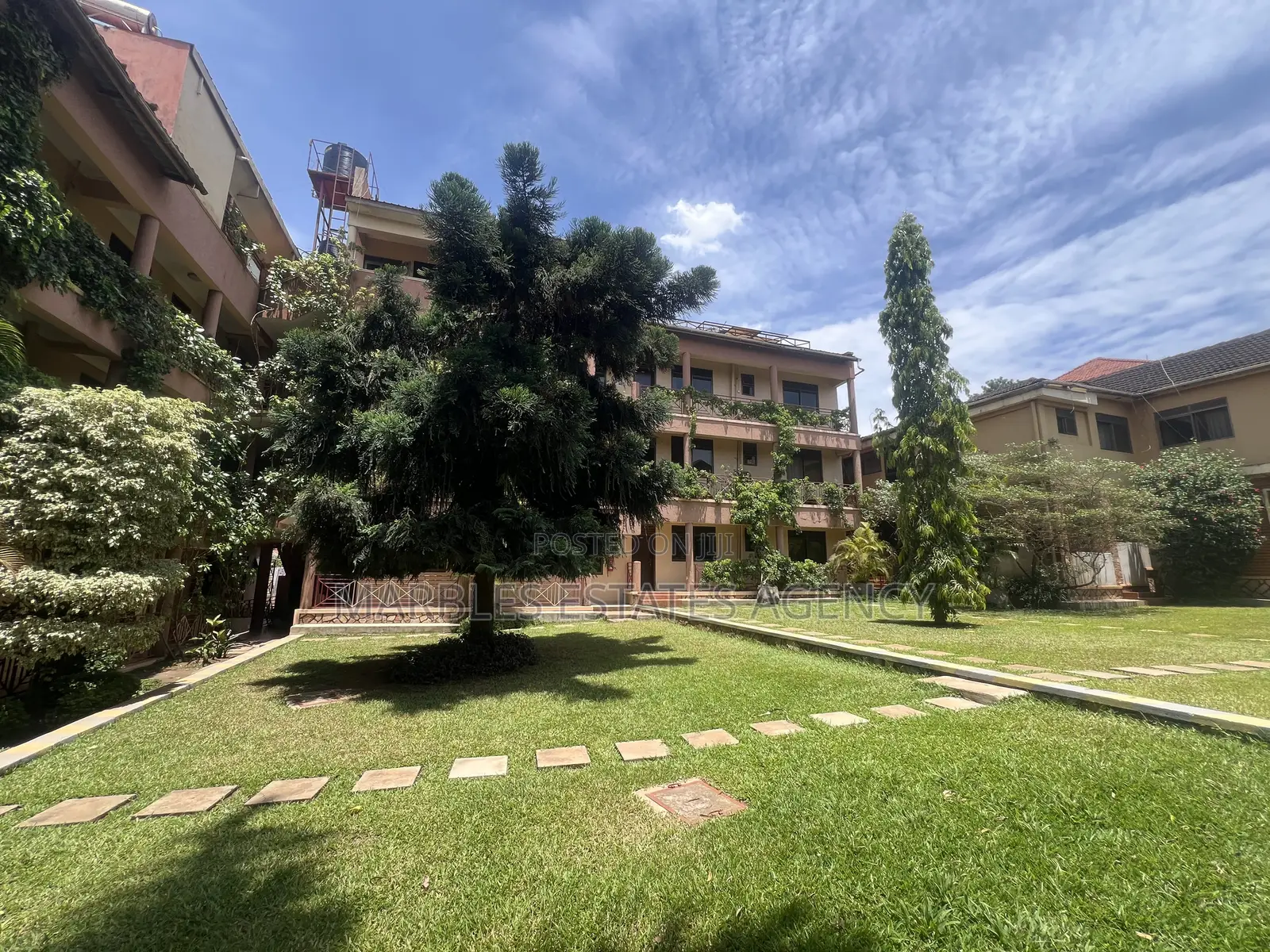 Furnished 2bdrm Apartment in Bugolobi, Central Division for rent